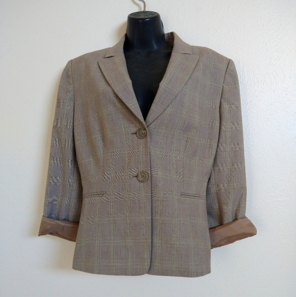 Tahari ASL Blazer.